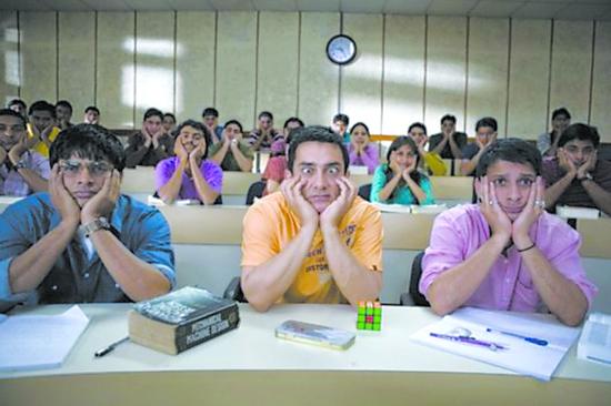 在美国为什么印度裔比华裔更成功