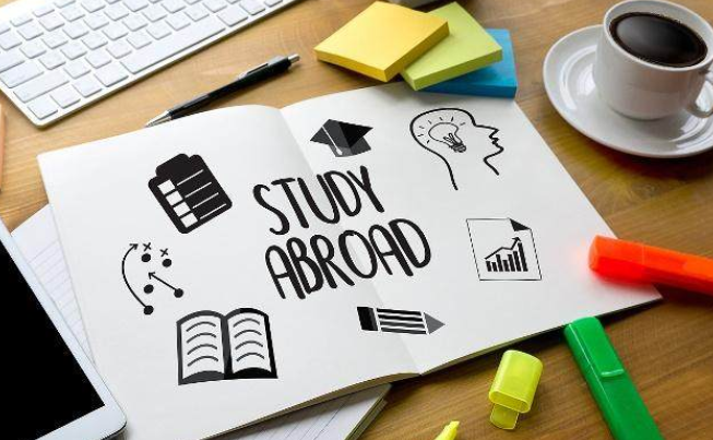 美弗留学：美国大学的三种学制