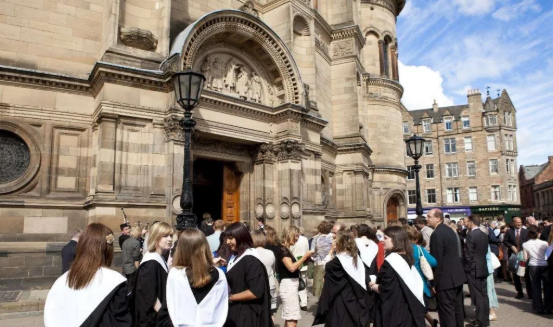 从申请到入学——国外研究生的常见入学流程和注意事项