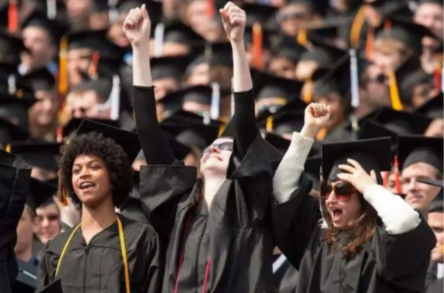 WUSTL大学经济学硕上课程设置是什么样的