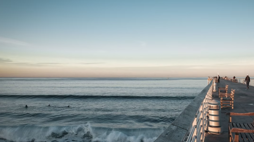 美国留学政治学选哪些学校好 美国留学须知